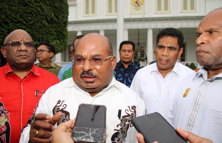 Gubernur Enembe Kukuh Negoisasi Saham Freeport Ikuti Kesepakatan Awal